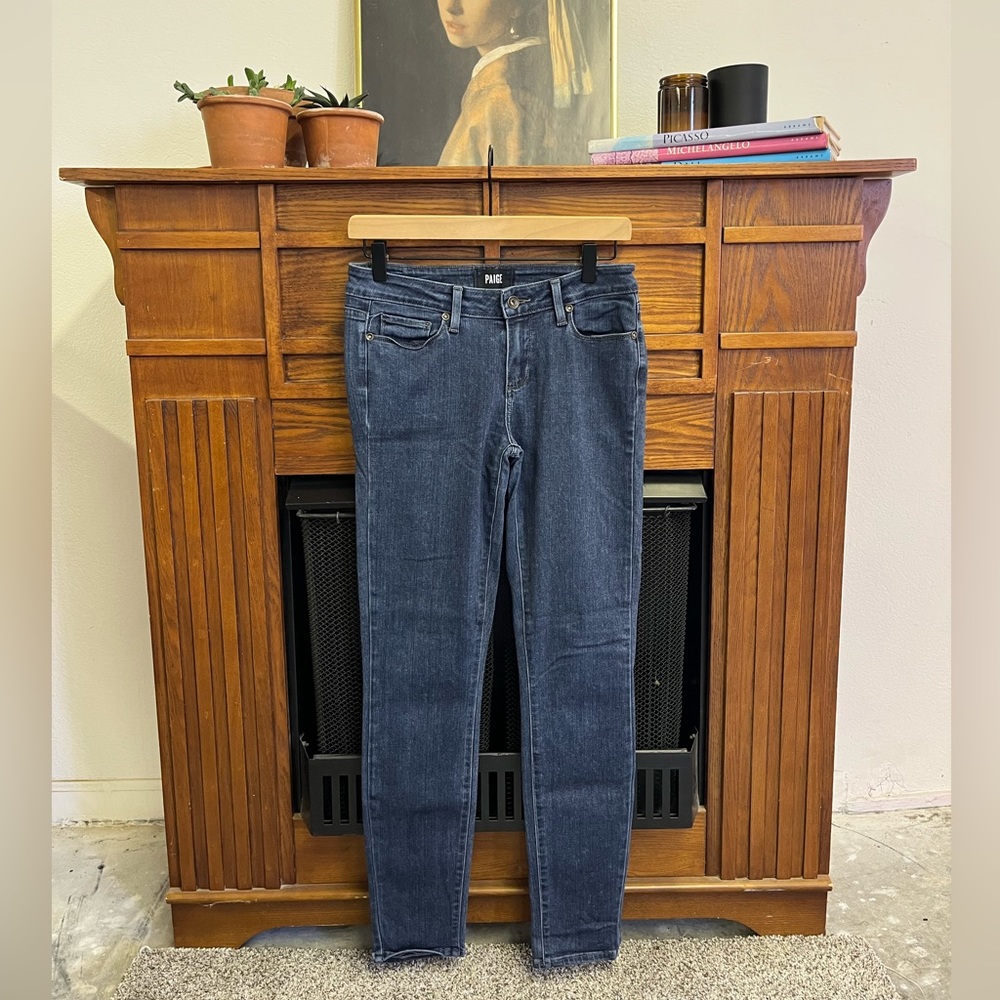 PAIGE; Verdugo Ultra Skinny. Size 28.